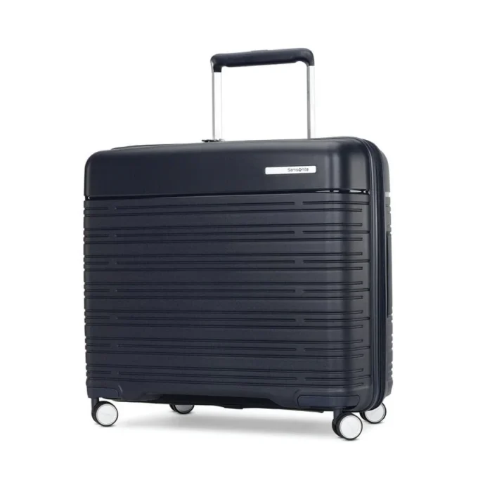 Elevation™ Plus Hardside Medium Glider™